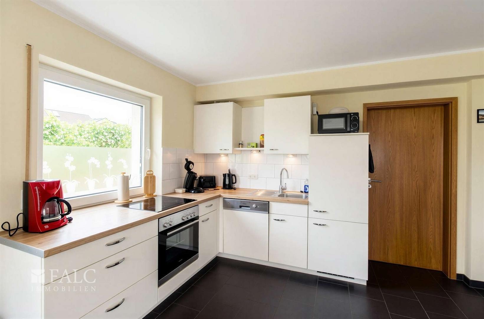 Küche (Wohnung 1/UG)
