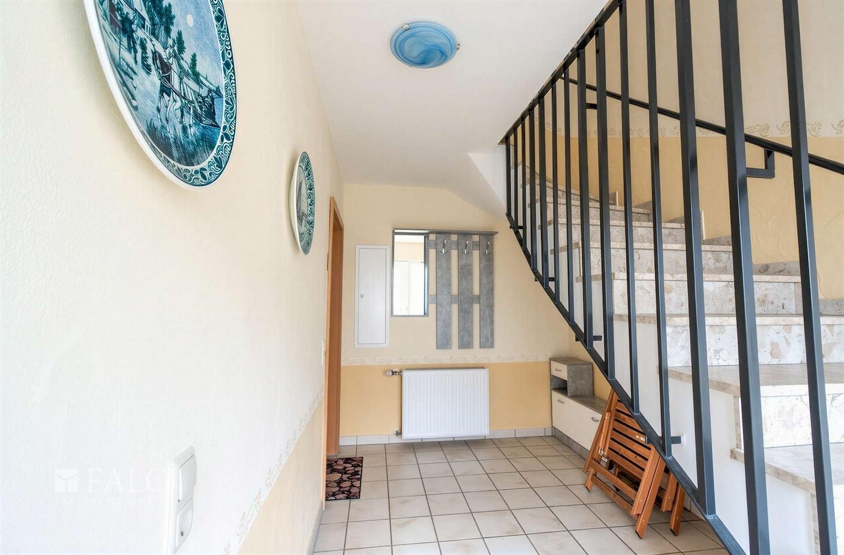 Flur/Treppenhaus UG