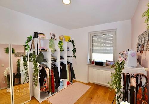 Ankleide / Büro