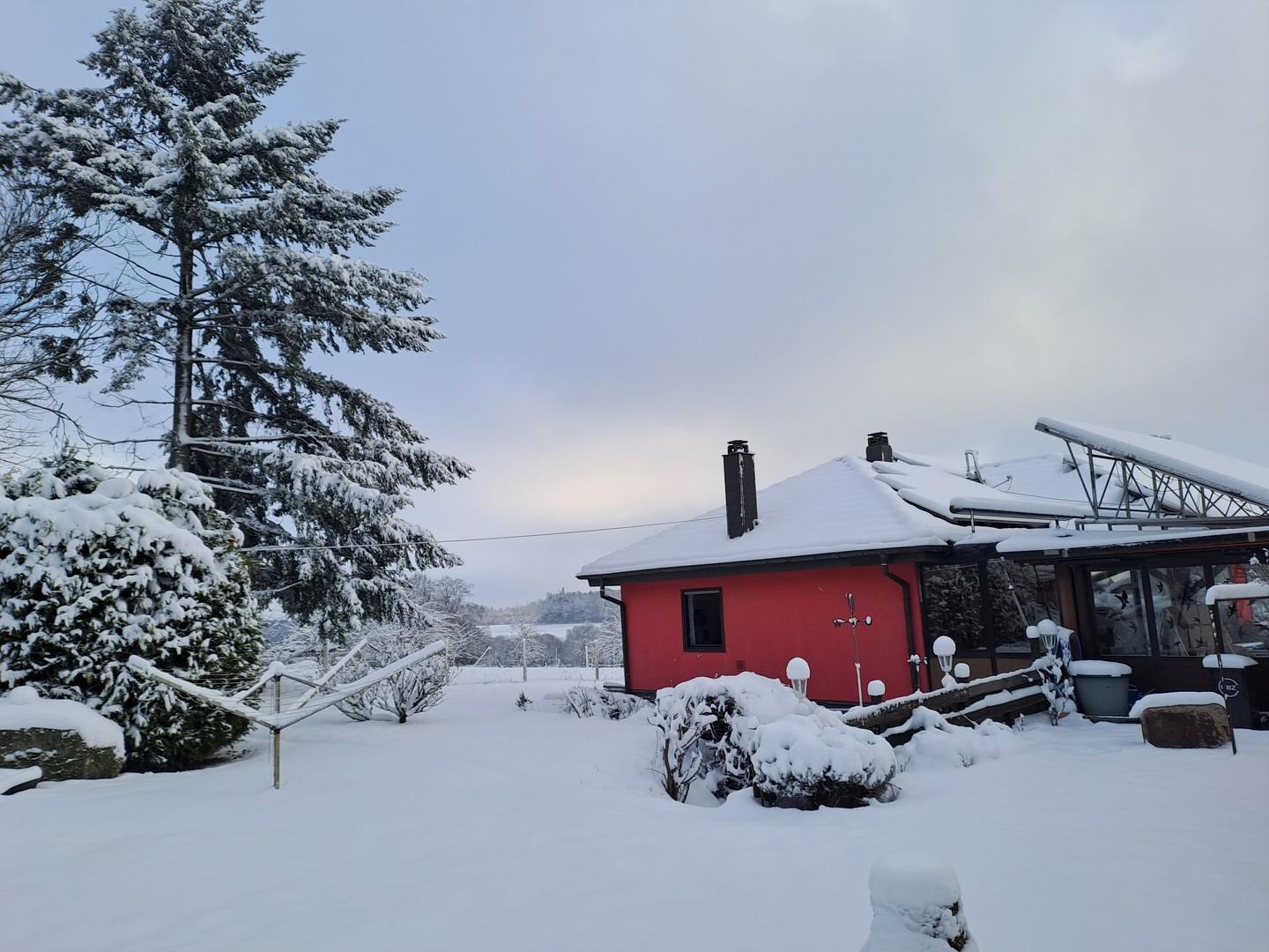 Südansicht im Winter