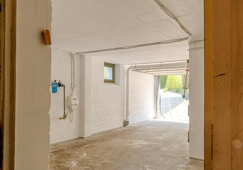 Garage mit direktem Zugang EG