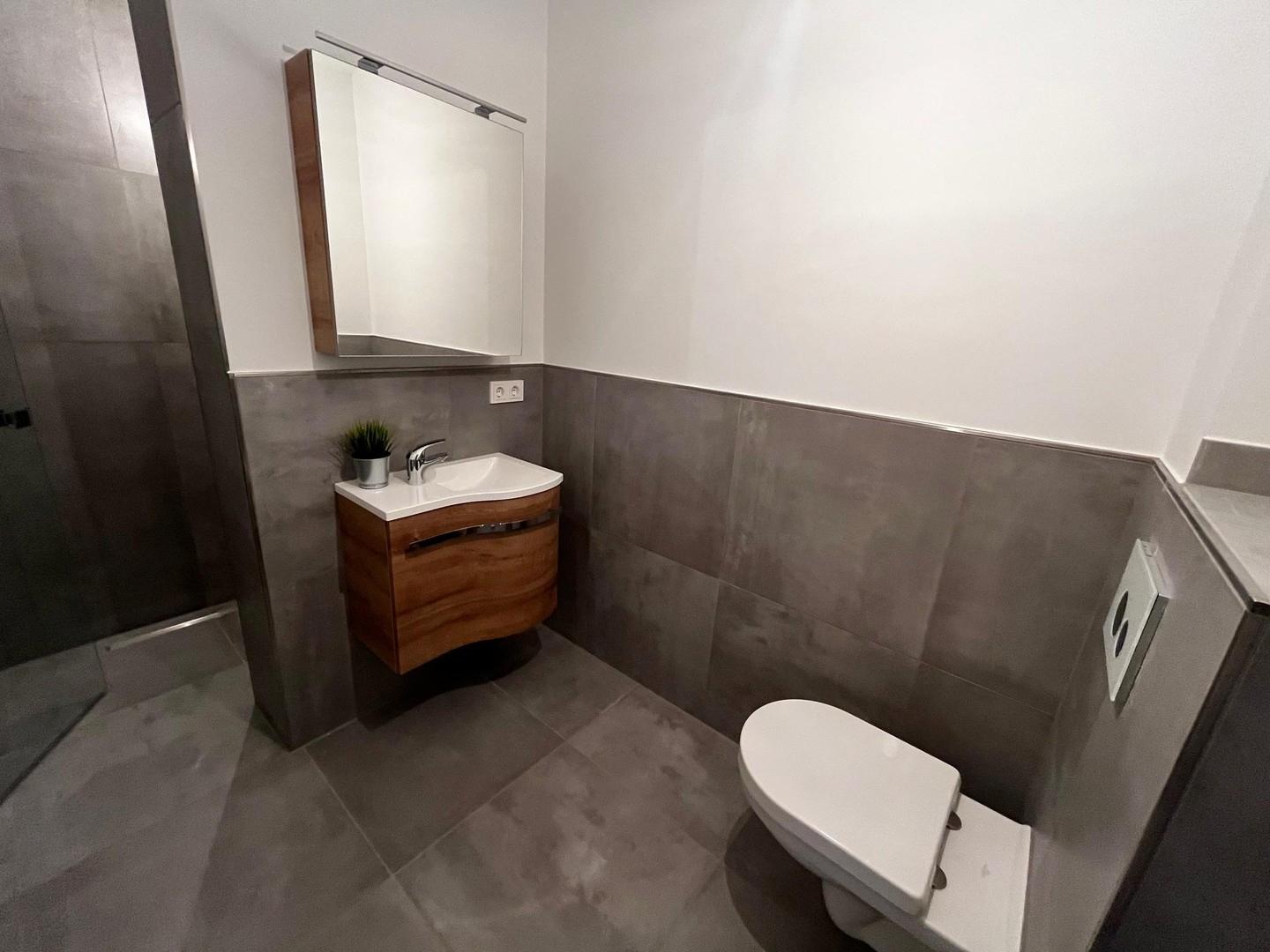 Gäste WC mit Dusche