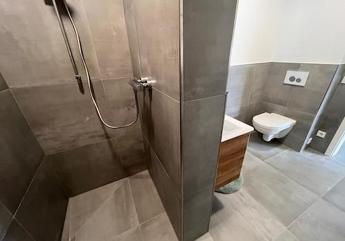 Gäste WC mit Dusche