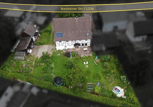 Grundstück und Haus