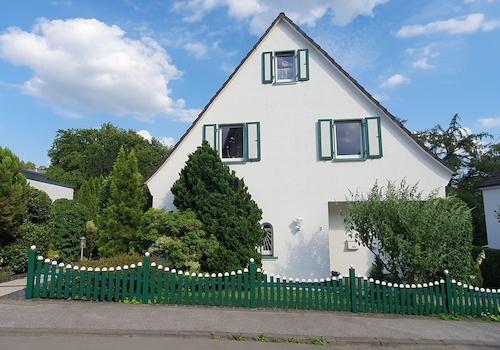 Haus Straßenansicht