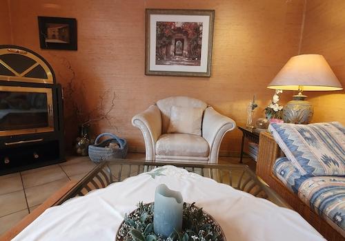 Haupthaus Wohnzimmer A 2