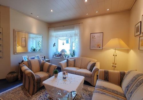 Haupthaus Wohnzimmer B 1