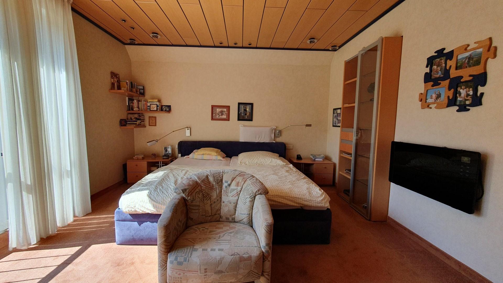 Haupthaus Schlafzimmer 2