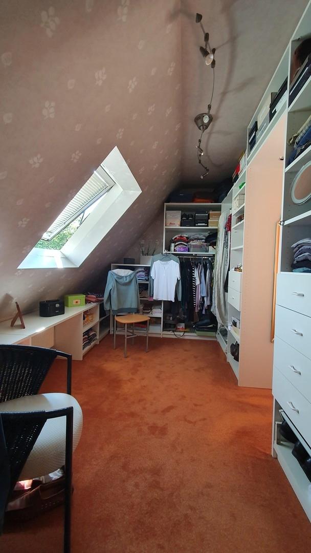 Haupthaus Ankleide 2