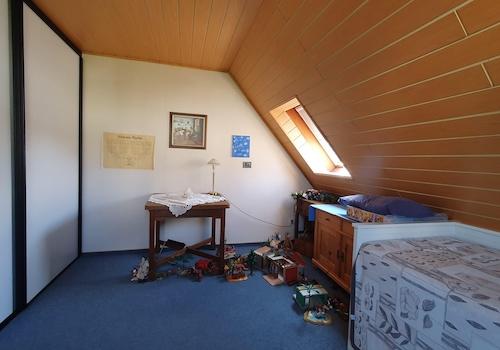 Haupthaus Kinderzimmer B 1