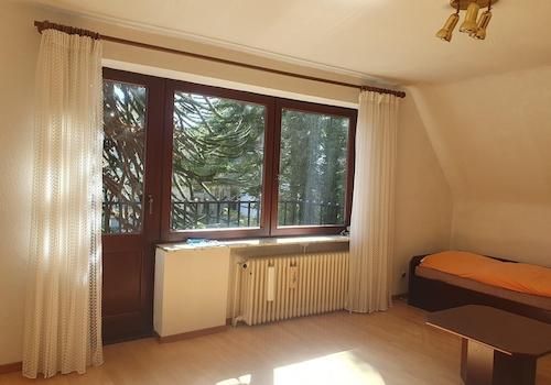 Schlafzimmer OG