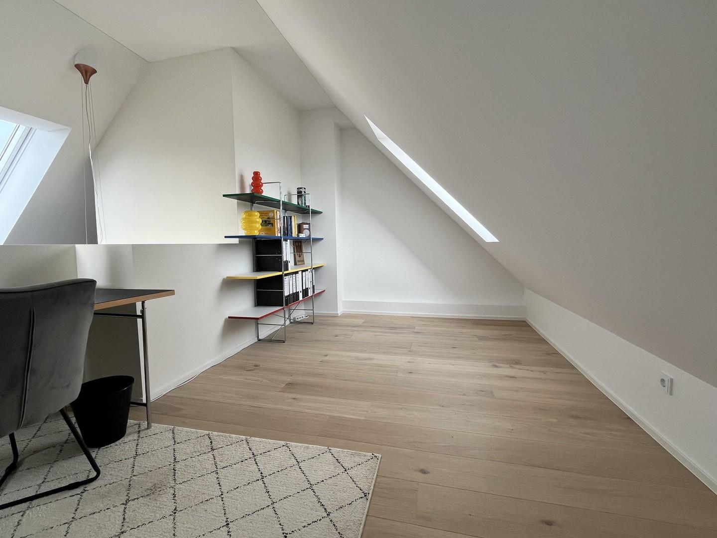 Büro 2