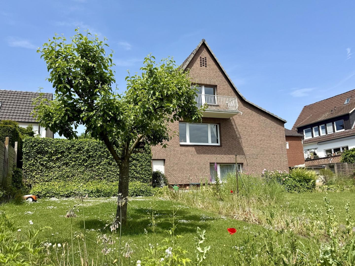 Rückansicht mit Garten