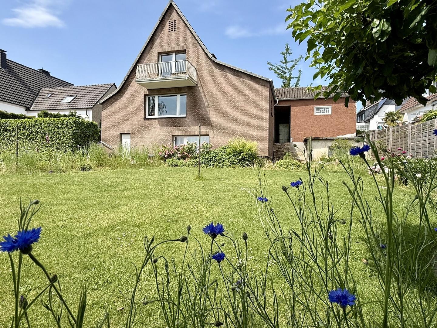 Rückansicht mit Garten