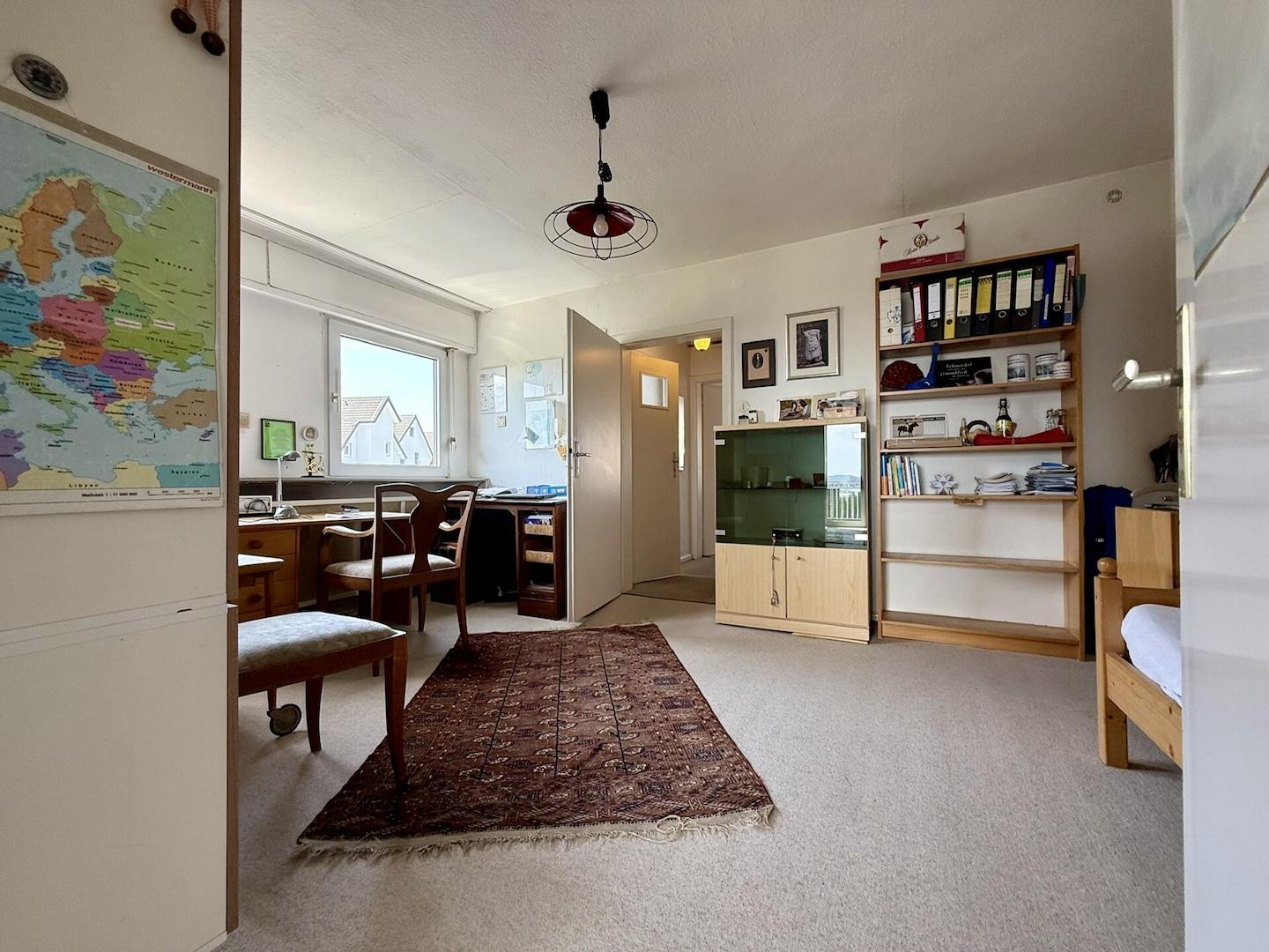 Dachgeschoss: Durchgangszimmer