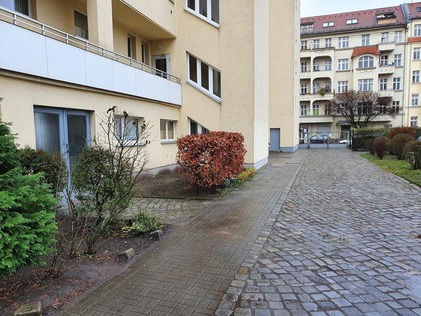 Lagerzufahrt