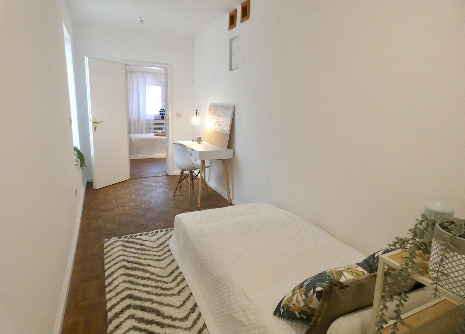 Gästebett / Büro