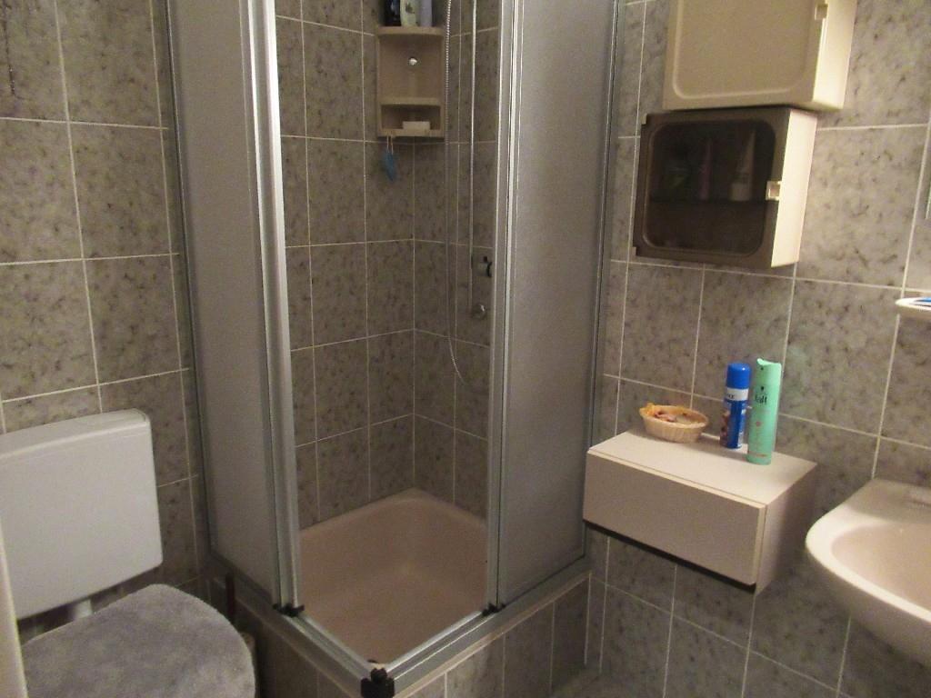 Dusche/ WC