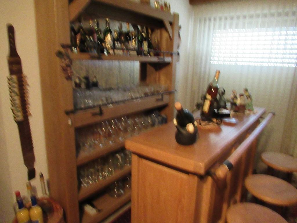 WoZiBar