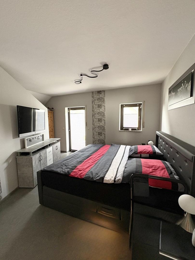 Schlafzimmer/Ankleide- 1. OG