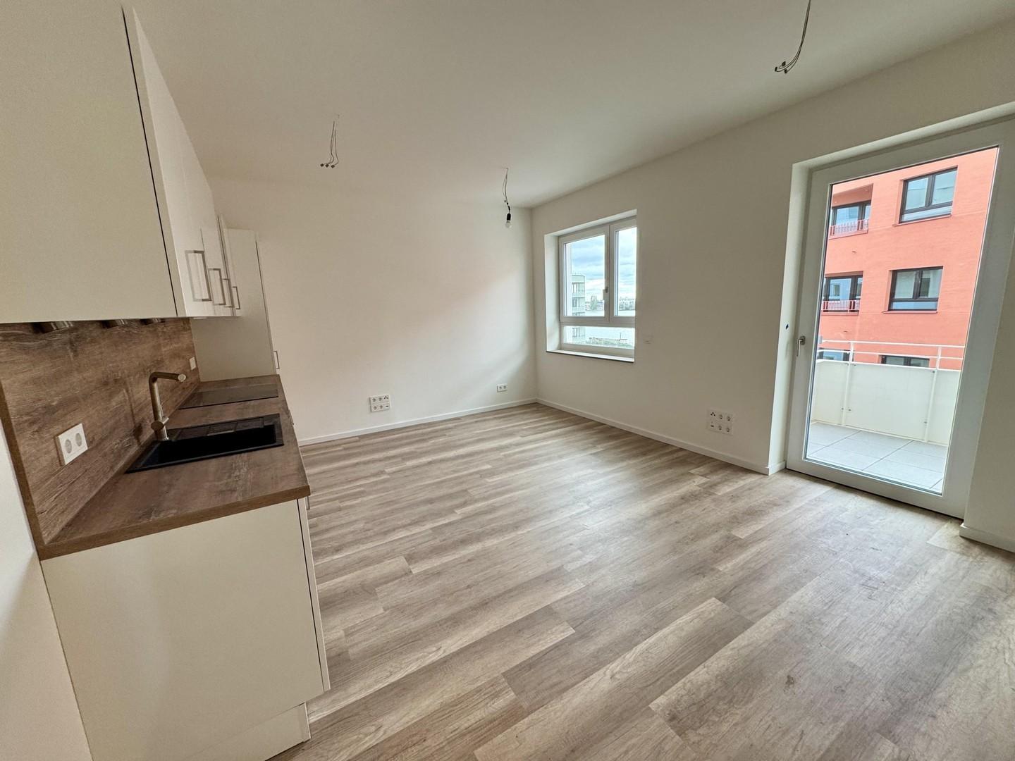 1 Wohnzimmer Ansicht von Flur