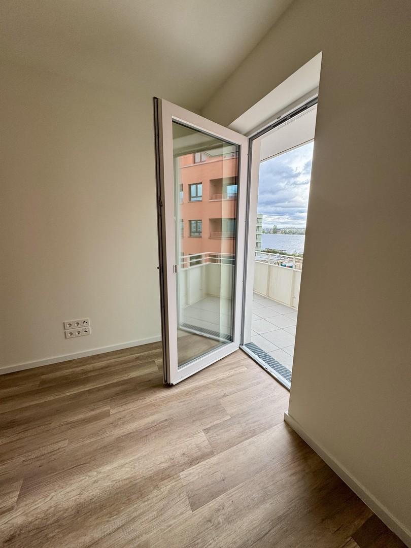 12 Schlafzimmer Fensterblick 