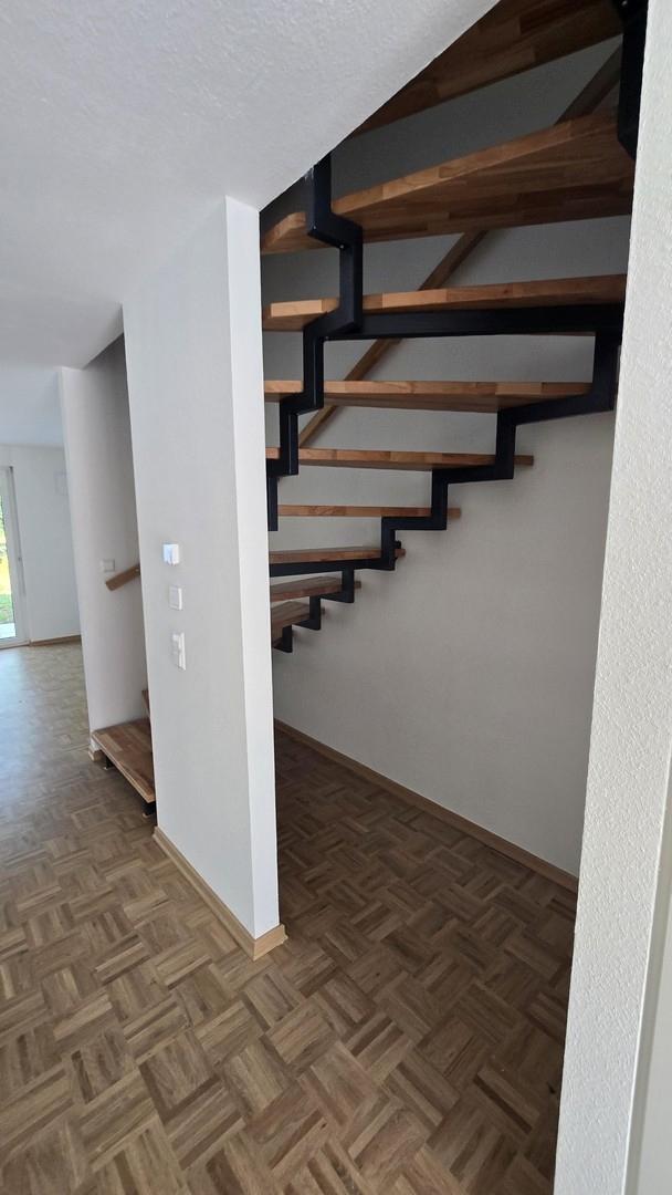Treppe ins 1.OG vom EG