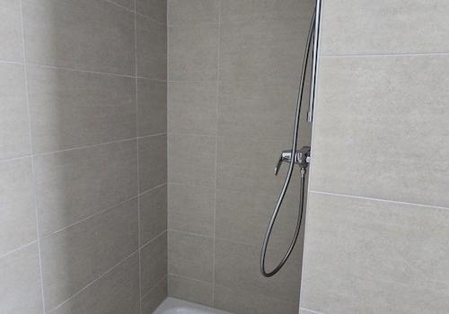 Dusche 1.OG