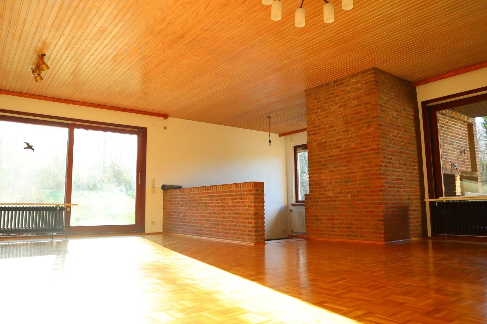 Sonniges Wohnzimmer