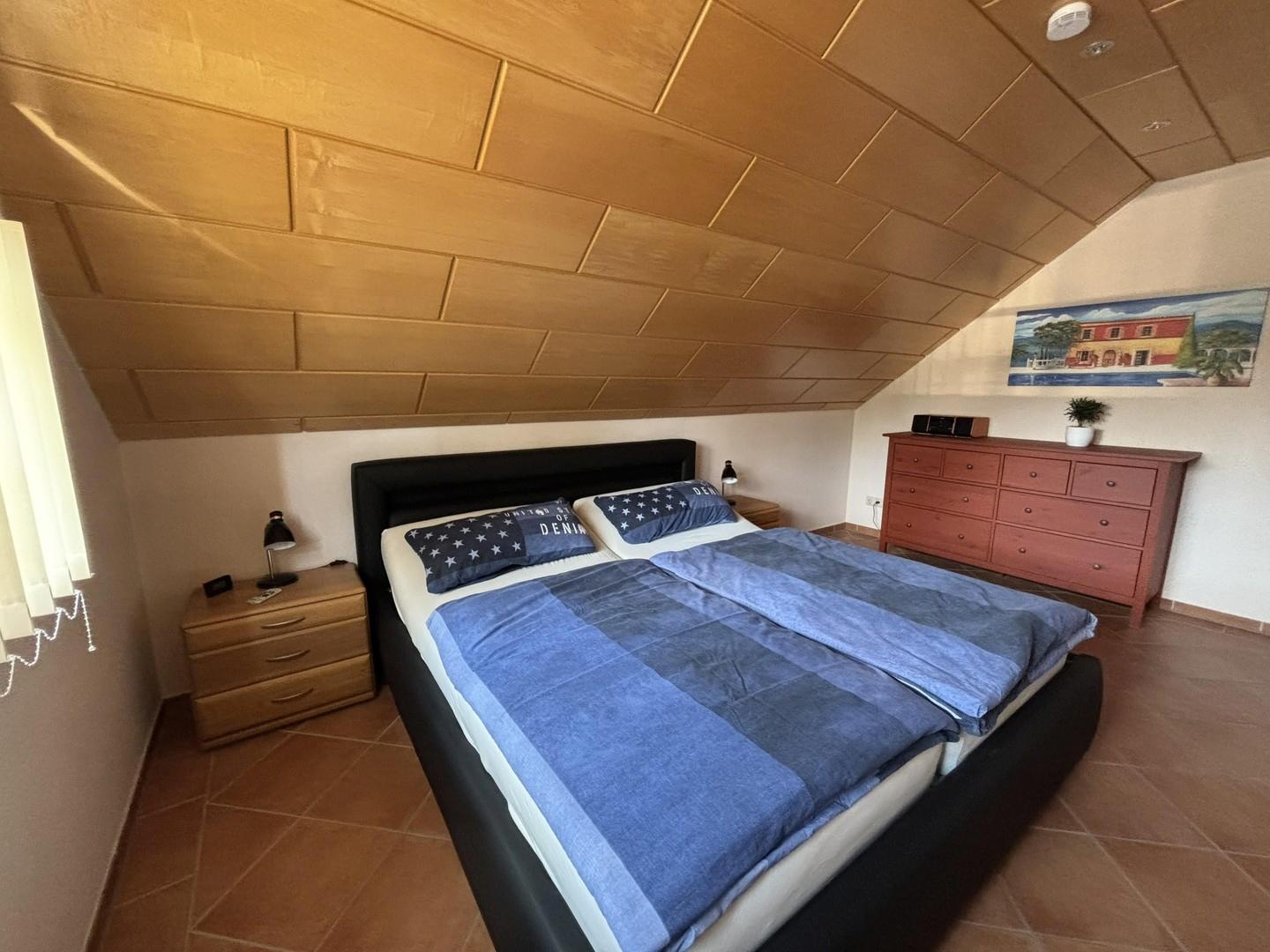 DG Schlafzimmer