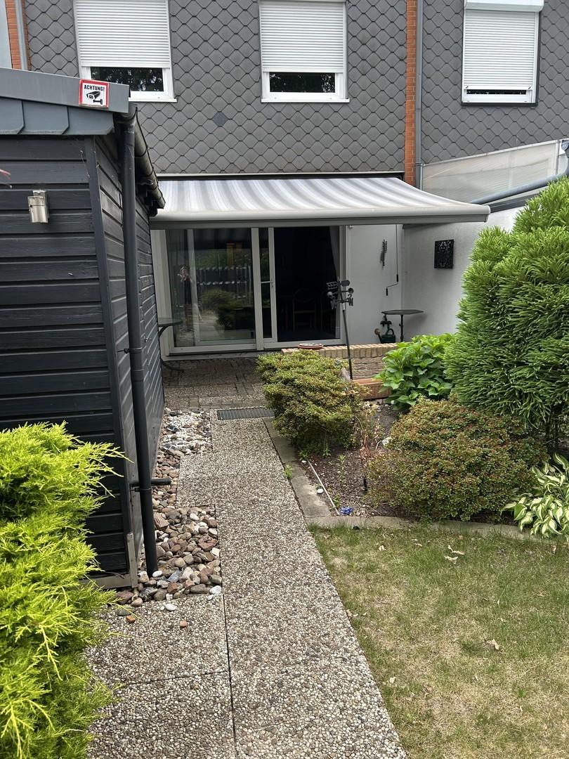 Terrasse mit Markise