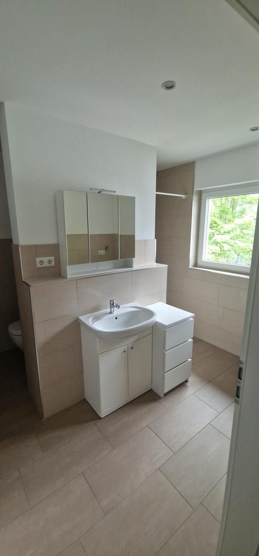 Dusche OG