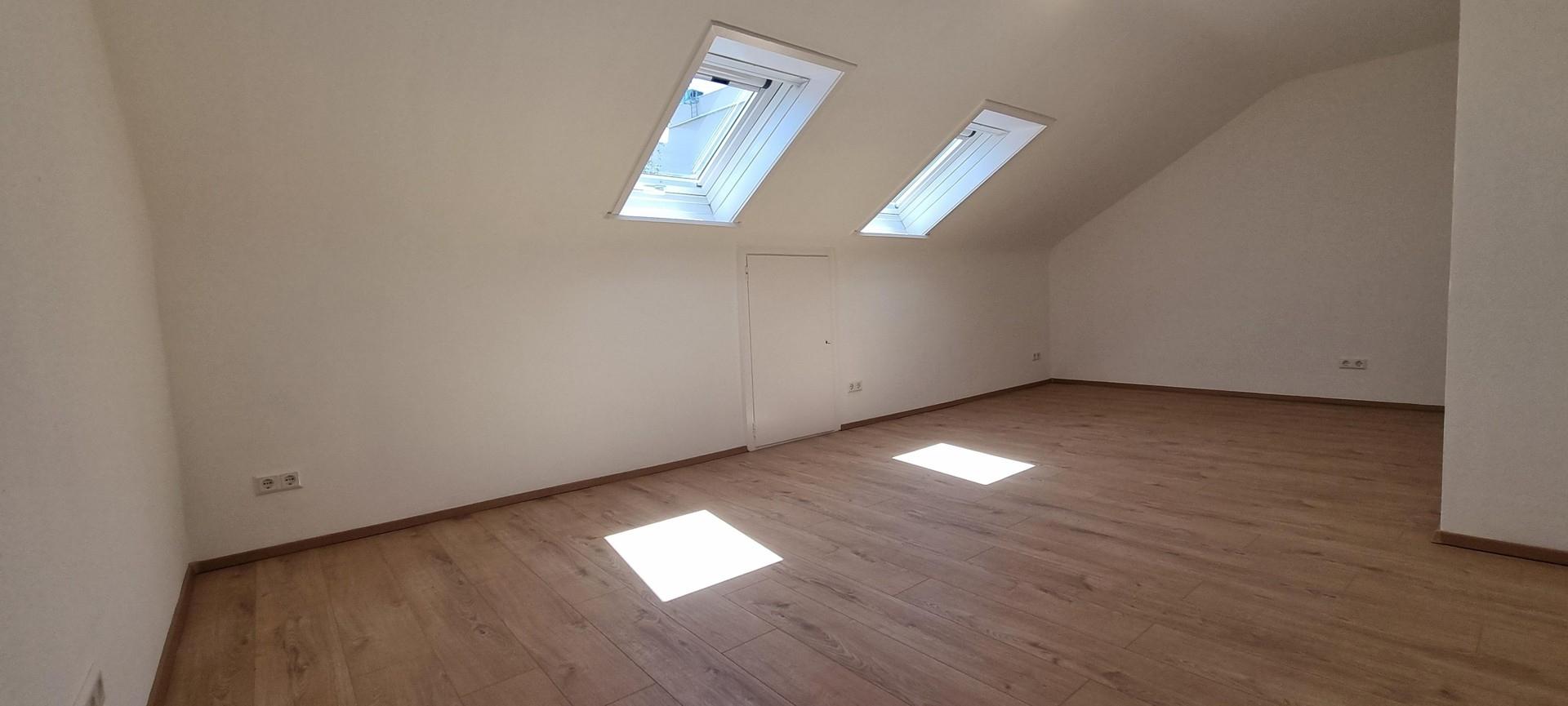 Wohn/Schlafzimmer Ansicht 1
