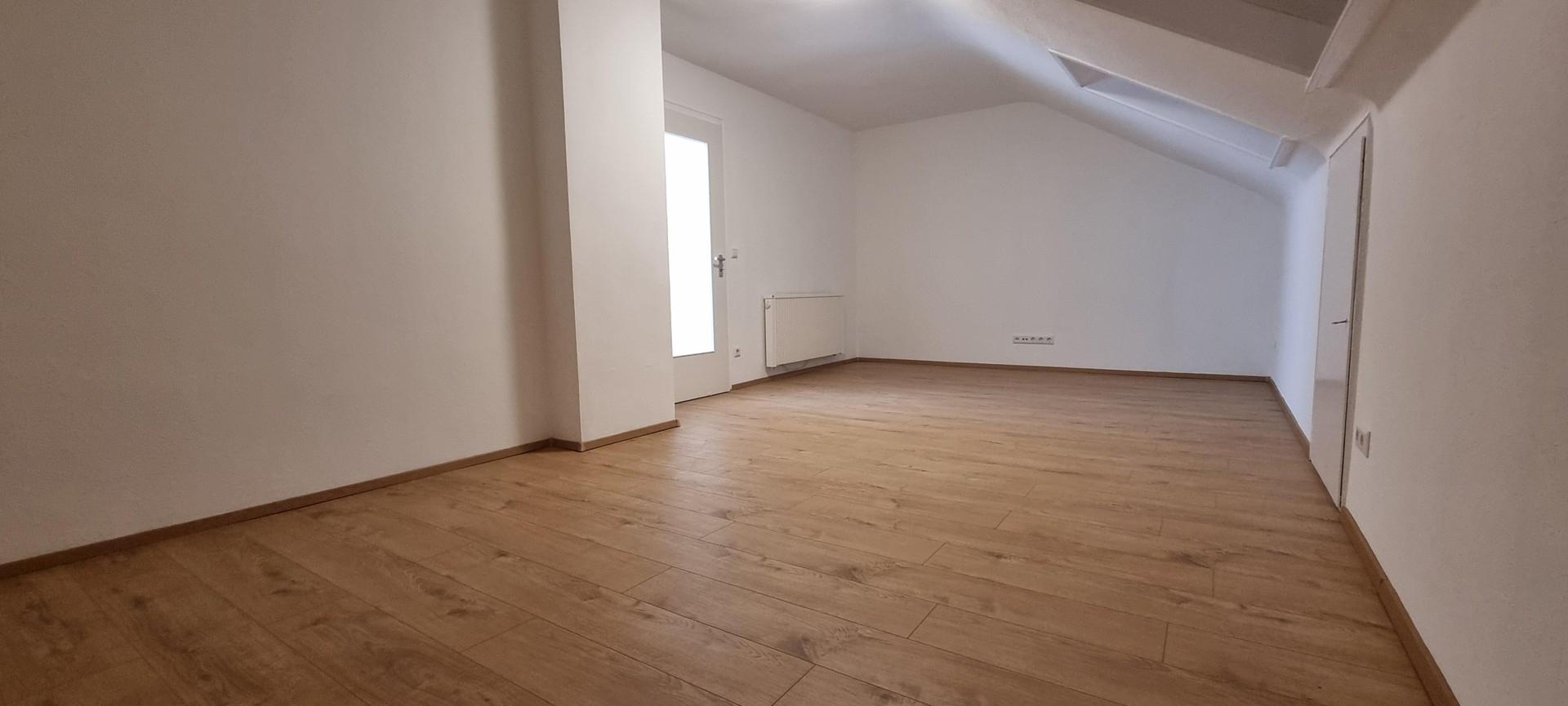 Wohn/Schlafzimmer Ansicht 3