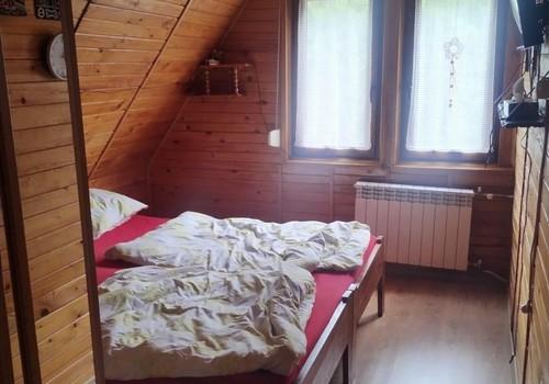 OG: linkes Zimmer