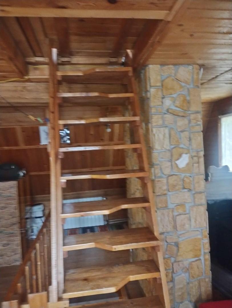 OG: Treppe ins Dachgeschoss
