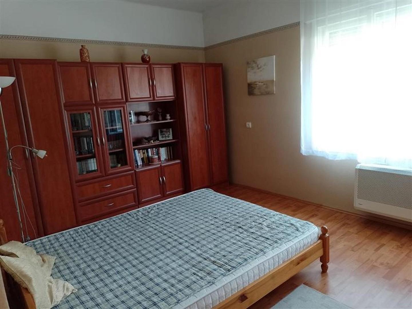 Erstes Schlafzimmer EG