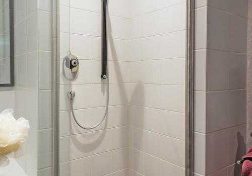 Dusche 2