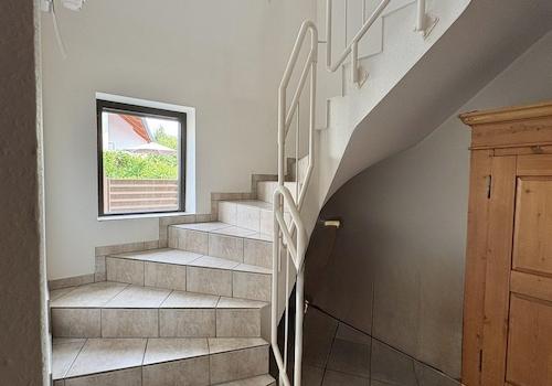 Treppe zum 1. OG