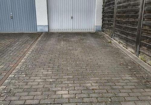 Garage + Stellplatz