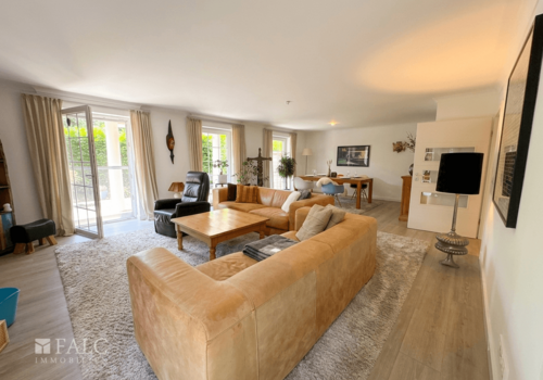 Elegantes Wohnzimmer 