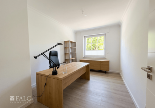 Arbeitszimmer