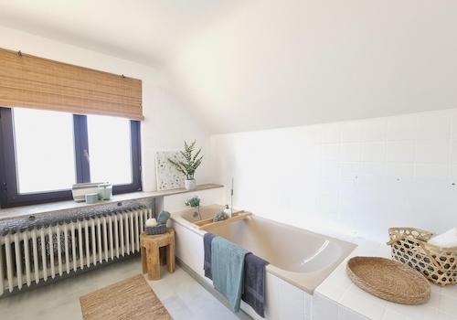 Badezimmer im DG