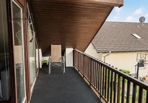 DG: Balkon 