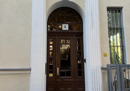 Die Nr. 4