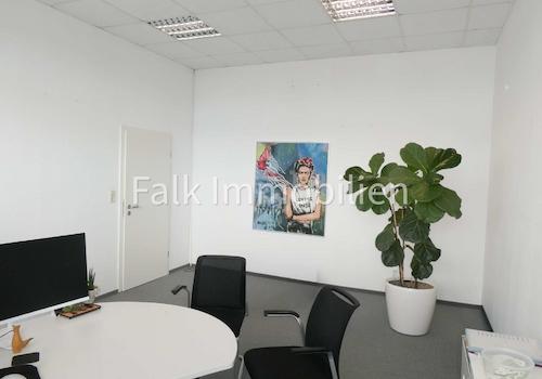 Büro 4