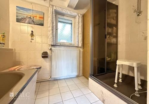 Badezimmer EG