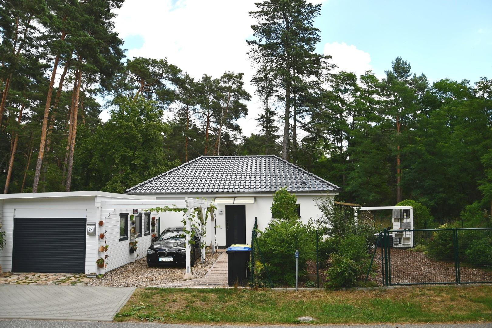 Straßenansicht