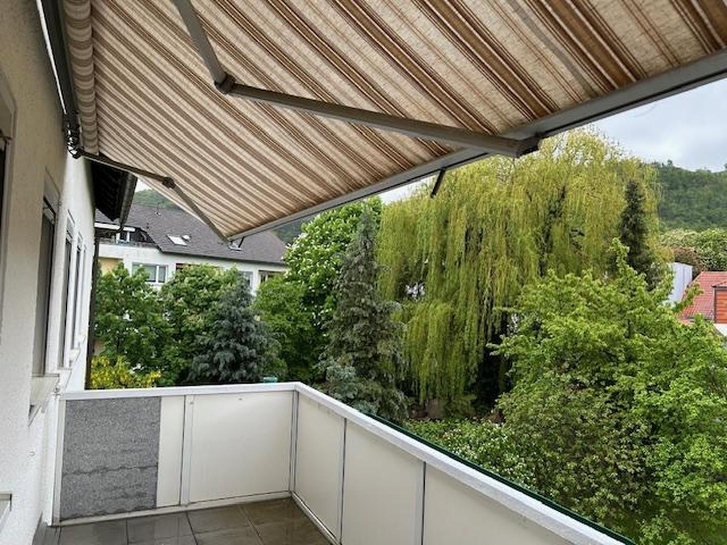 Balkon mit Markise