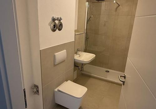 Muster - Bad mit Dusche